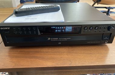 Sony CDP-CE375 CD Player with Remote 