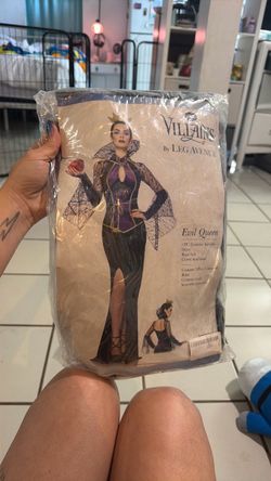 Evil queen costume large