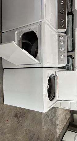 GE Top Load Washer & Dryer Set – Agitator, White, Clean