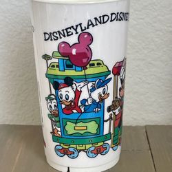 Vintage 1970’s Walt Disney Productions Deka Plastics Inc Disneyland Plastic Cup
