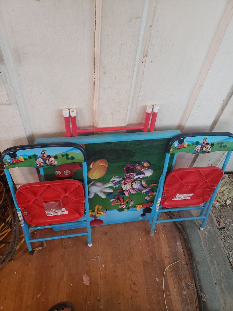Kids Mikey Mouse Table And Chair's 