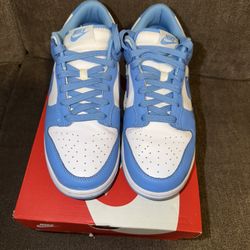 Nike Dunk Low UNC University Blue Size 9.5 Pre-owned