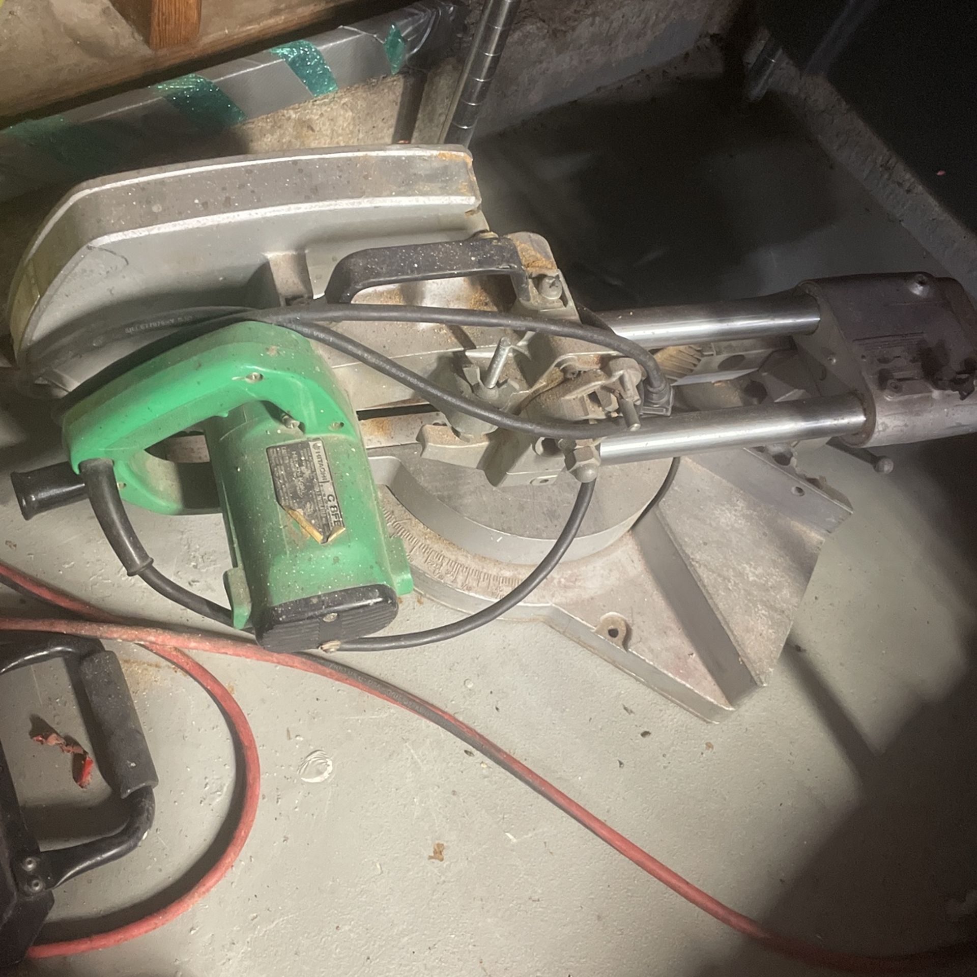 Hitachi Miter Saw