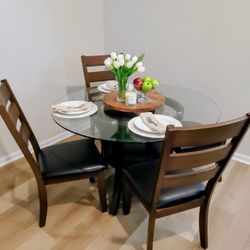Dinning Table 