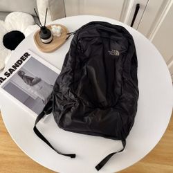 The North Face Men’s Women’s Glam Daypack Travel Backpack