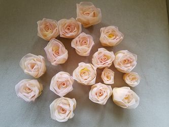 Beatiful 20 Chiffon ribbon roses