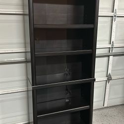 Bookcase W/ 4 Shelves