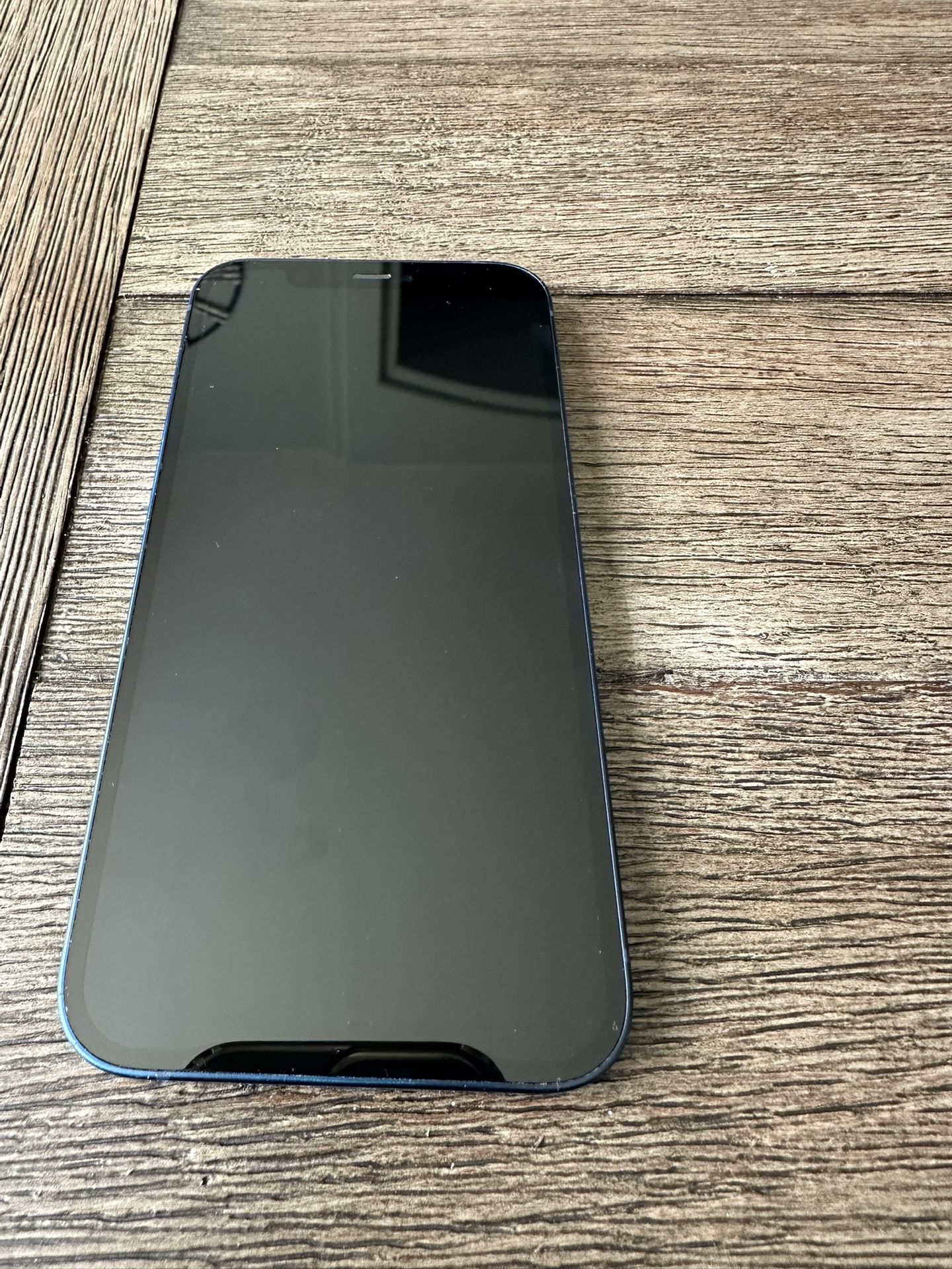 iPhone 12 128gb Unlocked, 80% Battery