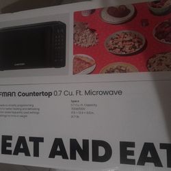 Chefman Coutertop Microwave 
