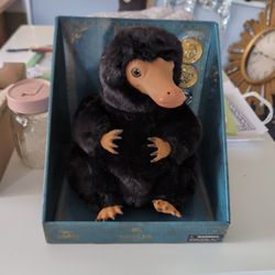 Brand New, Interactive Niffler Plush