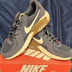Brand New Nike Air Max Excee Men