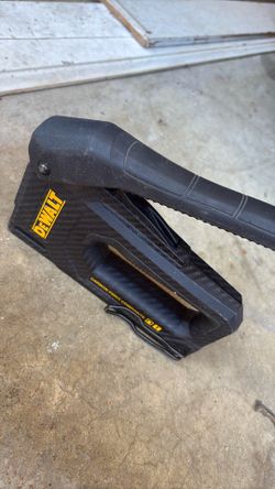 Dewalt Carbon fiber stapler