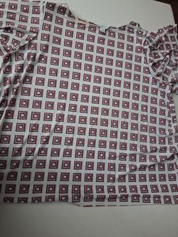 Square print top