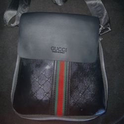 Gucci Cross body bag 