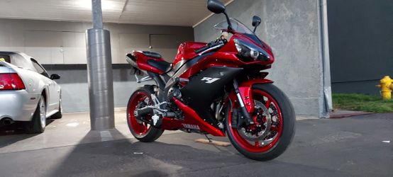2007 YAMAHA R 1