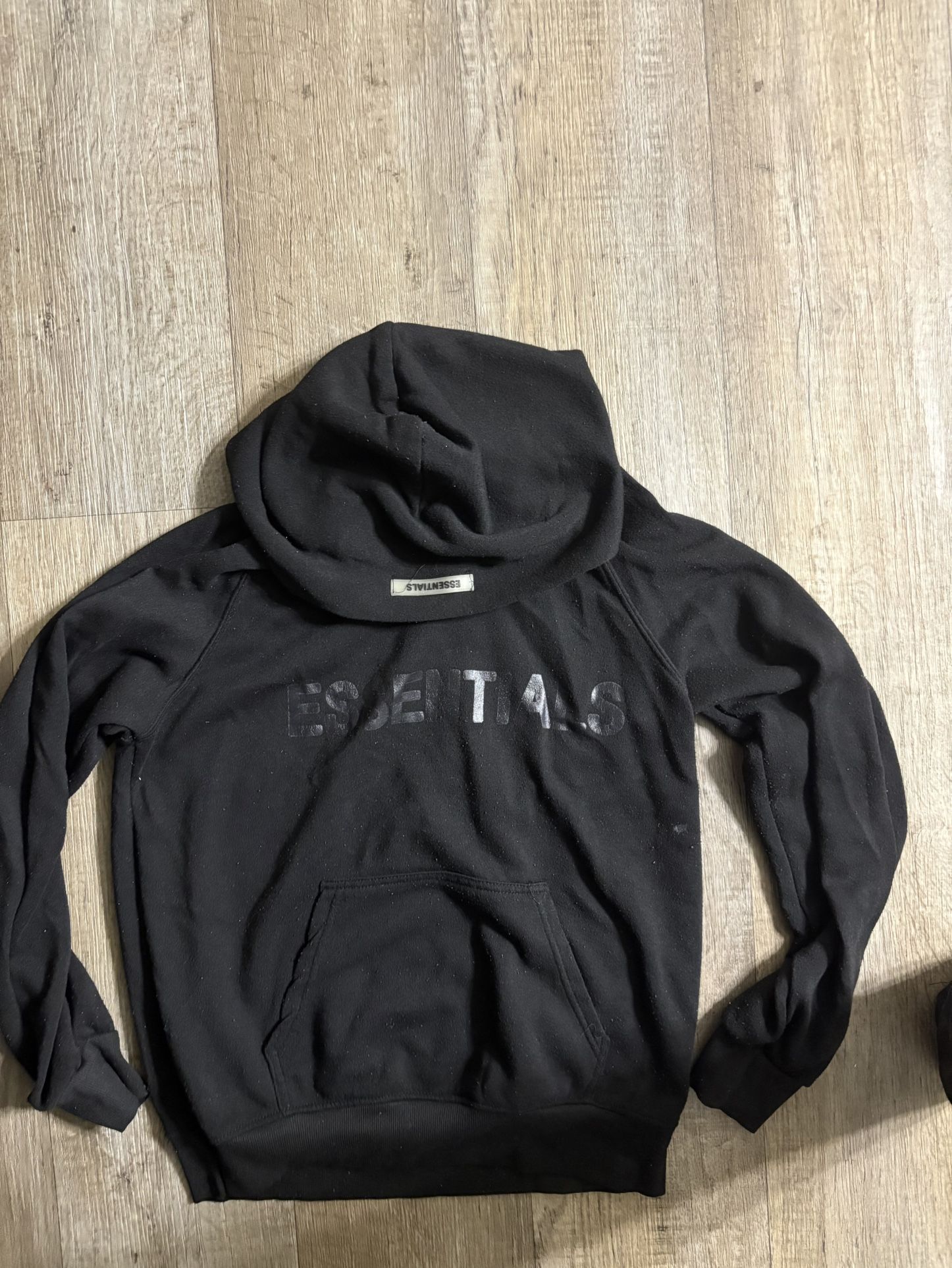 1:1 Essential Hoodie