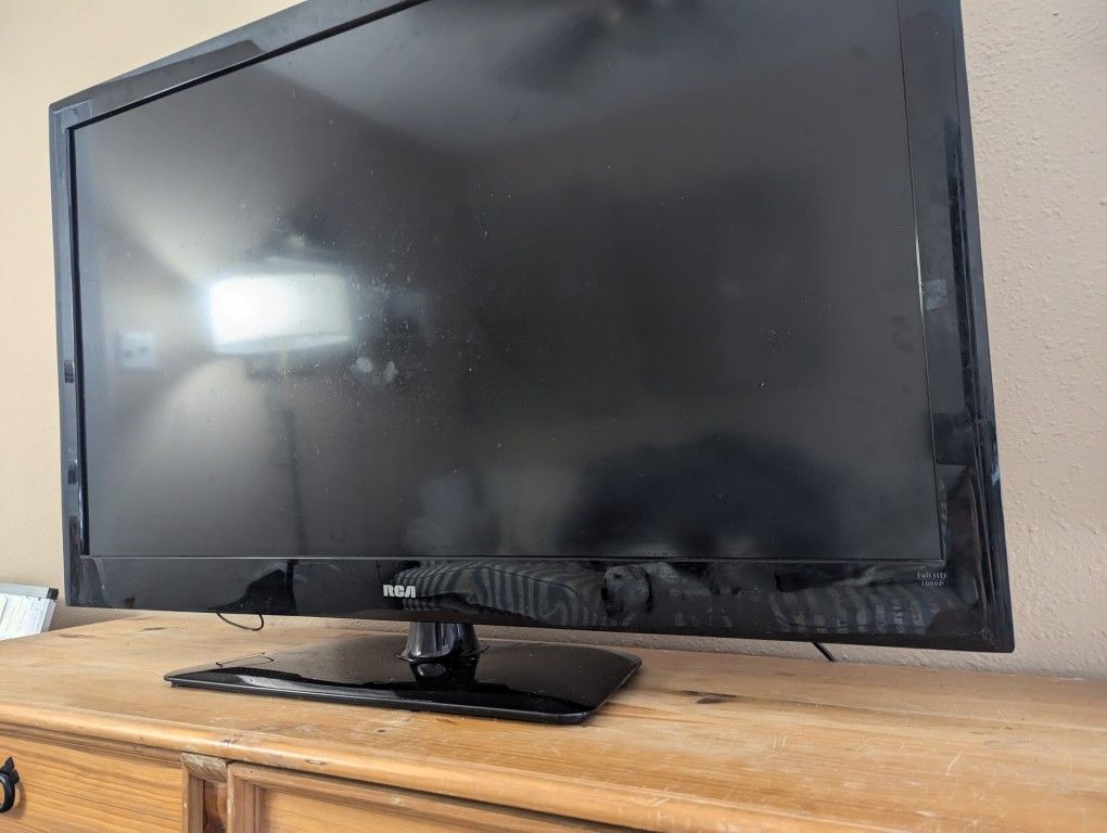 46 Inch LED HDTV