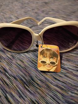 PLAYBOY SUNGLASSES ☀️