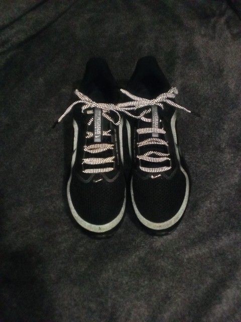 NIKE AIR ZOOM PEGASUS 41 -EASY RUNNING SHOE