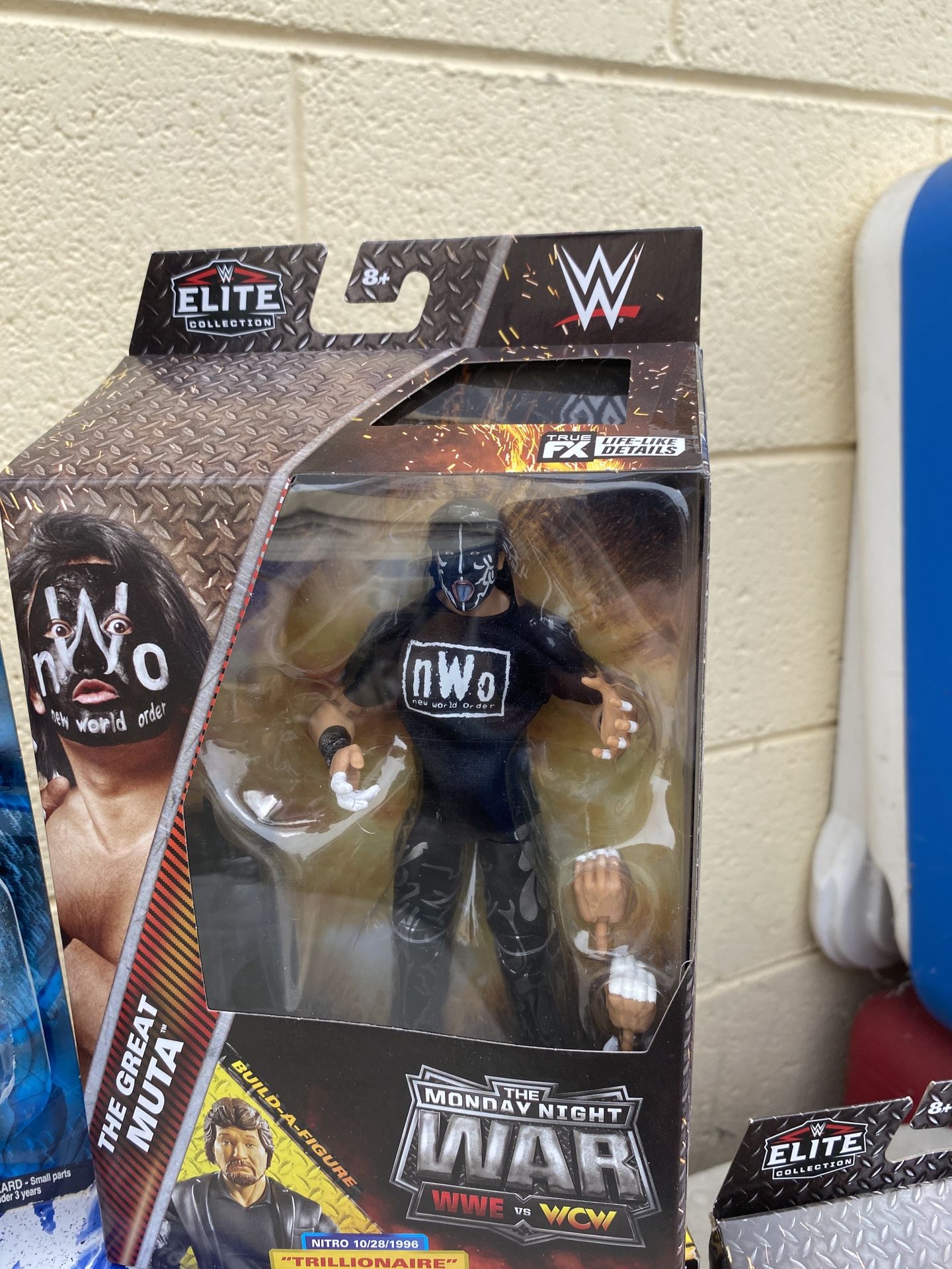 WWE Elite : NWO / WCW Great Muta Action Figure