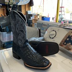 CAVENDER'S MEN'S INTREPID BLACK HORNBACK ALLIGATOR PRINT AND GRAY WIDE SQUARE TOE COWBOY BOOT