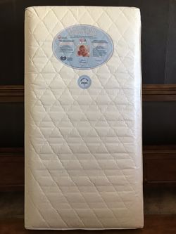 Kolcraft Omni-Pedic Staph- Gard 2 Stage Crib/Toddler Bed Mattress