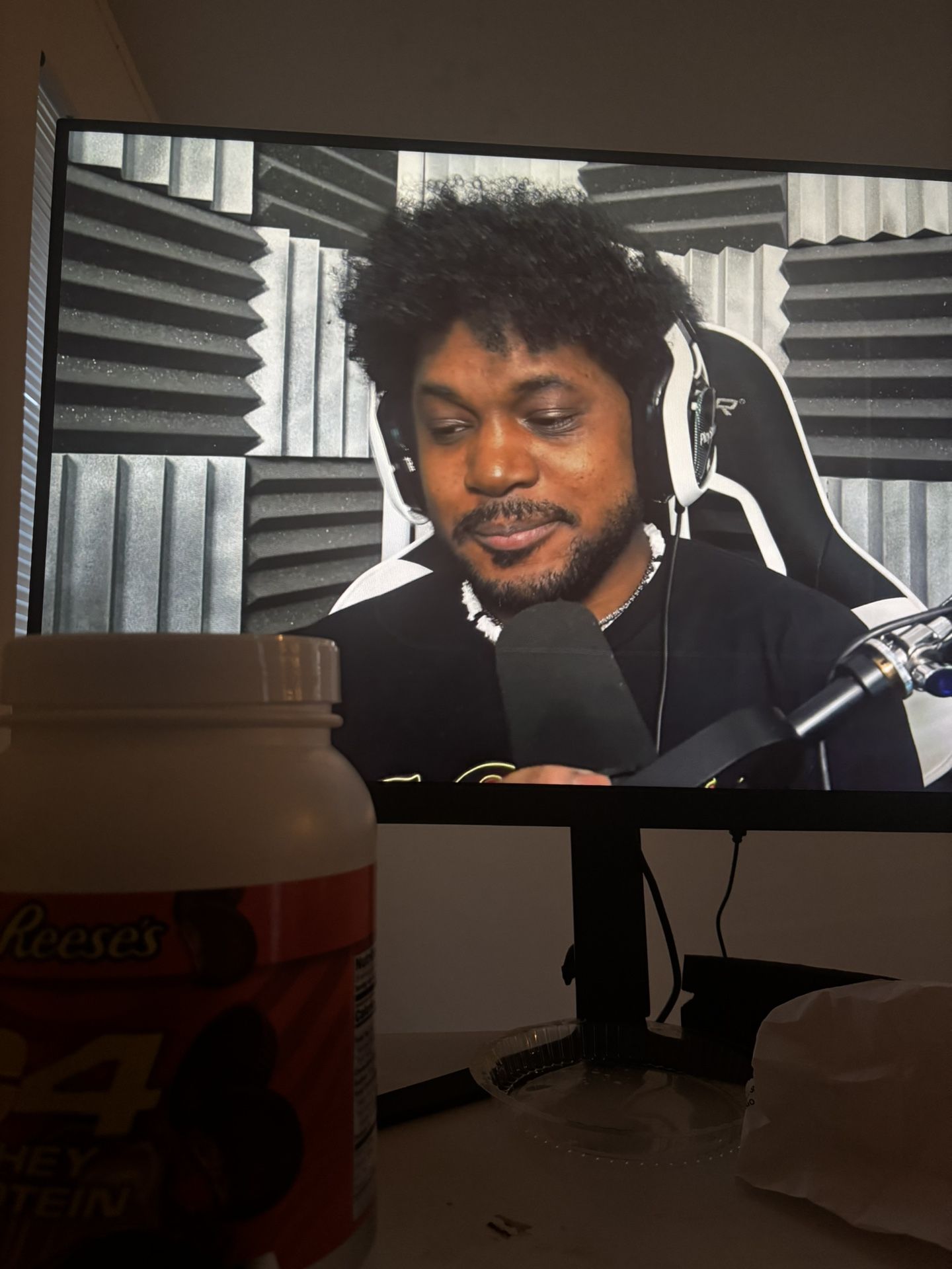 32in Samsung Monitor
