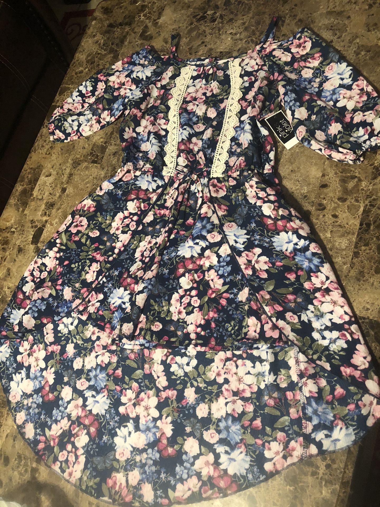 Girls dress