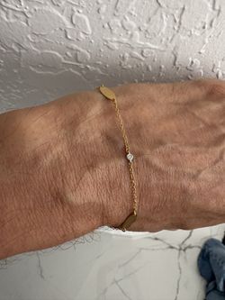 14K I. REISS Diamond & Matte Yellow 14 Kt Gold 7.25” Bracelet. Retail Price Is $1,950. Oval By The Yard With 2 White Diamonds. Only $450 FIRM.