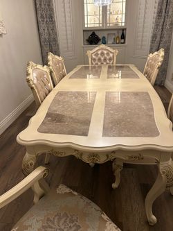 Dining room set