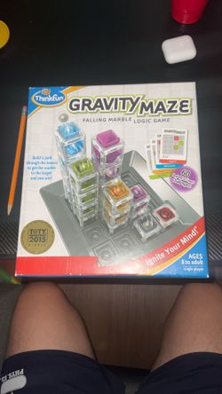 Gravity Maze Falling Marbles Logic Game 
