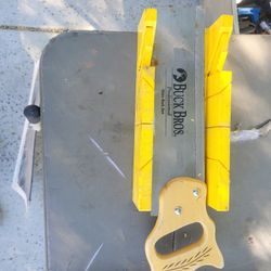 MITER BOX WITH SAW