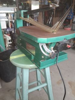 Green Scroll Saw with Blade Guard