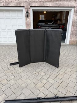 2023 Ram 1500 Limited Bed Cover with Rails