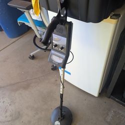 Bounty Hunter Gold Digger Metal Detector 