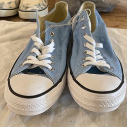 Light Blue Converse Size 9M 