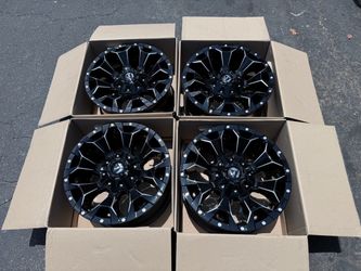 (4) 18” Fuel Assault Wheels - D576 - $1200