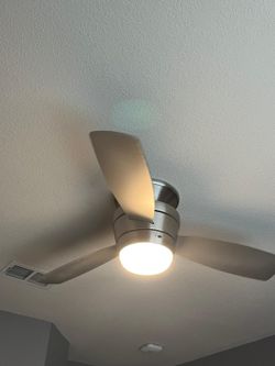 Harbor Breeze Mazon 44-in LED Flush Mount Ceiling Fan