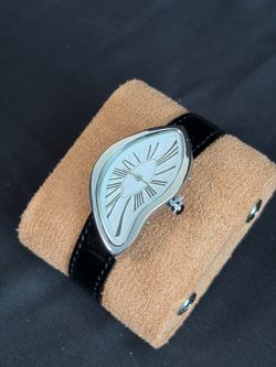 Crash-type Melting / Melted / Melt Optical-Illusion Leather Dress Watch