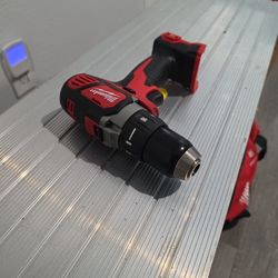 Milwaukee Drill (Tool Only )