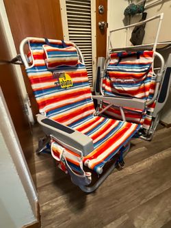 Tommy Bahama Folding Beach Chairs – Set of 2