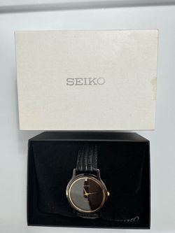 Seiko Diamond Solar Power Black and gold watch