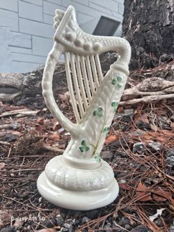 Vintage BELLEEK Shamrock Harp IRELAND POTTERY 1(contact info removed)