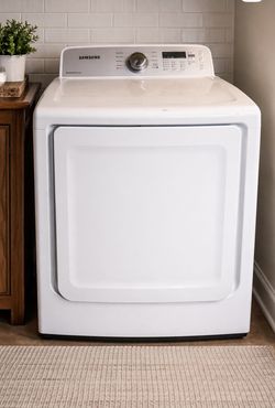Samsung Front Load Electric Dryer with Multiple Cycles