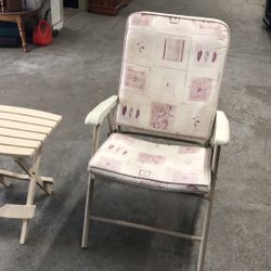 Folding Chair With Small Table