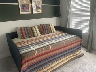 Blue Linen Daybed (Full) + Hybrid Mattress (Full)