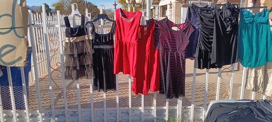 Dresses! Starting At $5!! Come Get Yours For Valentine's Day! Central Near Montana/Copia 