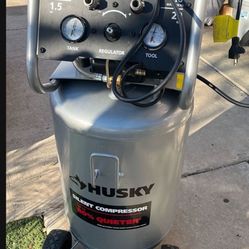 New Husky Silent Compresor 20 Gal 