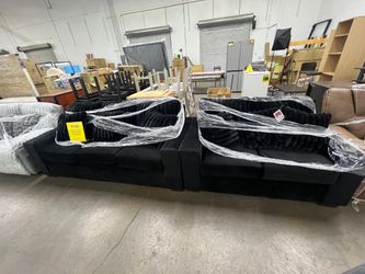 1 SET LEFT! New Implosion Corduroy Black Sofa & Loveseat - muebles negros