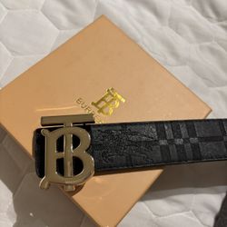Burberry Reservable Belt 